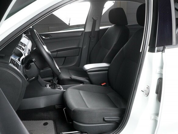 2016 Skoda Rapid I, белый, 819000 рублей - вид 9