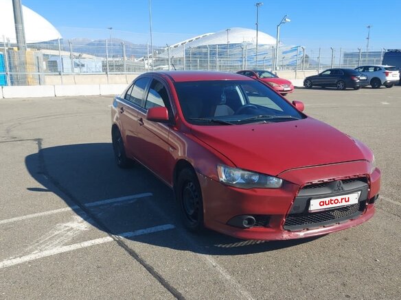 2011 Mitsubishi Lancer X Рестайлинг, красный, 650000 рублей