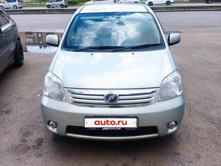 2011 Toyota Raum II, серебристый, 990000 рублей, вид 1