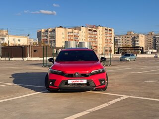 2021 Honda Civic XI, красный, 2680000 рублей, вид 3