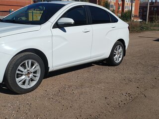 2017 Lada (ВАЗ) Vesta I, белый, 750000 рублей, вид 2