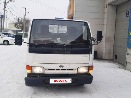 1993 Nissan Atlas, белый, 700000 рублей, вид 1