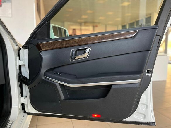 2012 Mercedes-Benz E-Класс 200 7G-Tronic IV (W212, S212, C207), белый, 1250000 рублей - вид 21