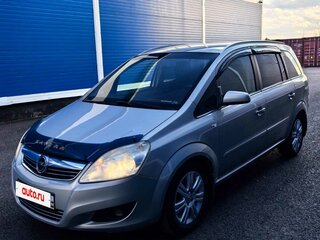 2008 Opel Zafira B Рестайлинг, серебристый, 700000 рублей, вид 2