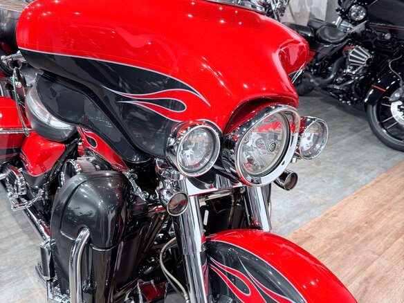 2011 Harley-Davidson CVO Limited, красный, 1599000 рублей - вид 23