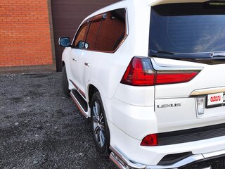 2016 Lexus LX 570 III Рестайлинг 2, белый, 9055000 рублей, вид 4