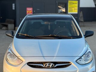 2012 Hyundai Solaris I, серый, 730000 рублей, вид 2