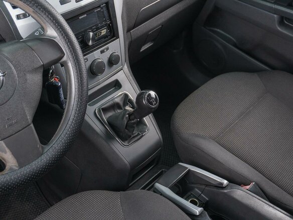 2011 Opel Zafira B Рестайлинг, голубой, 579000 рублей - вид 13