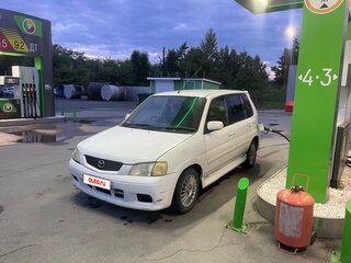 2002 Mazda Demio I (DW), белый, 190000 рублей, вид 1