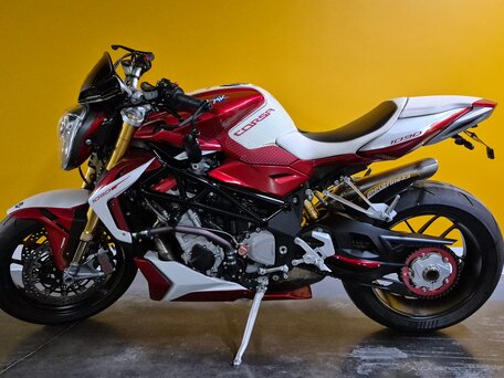 2014 MV Agusta Brutale 1090, пурпурный, 999000 рублей, вид 5