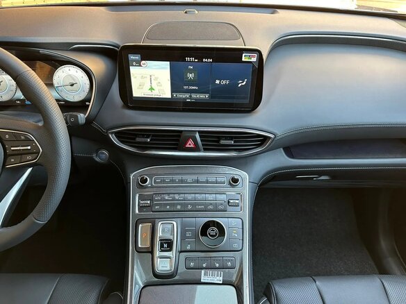 2023 Hyundai Santa Fe IV Рестайлинг, серый, 4900000 рублей - вид 7