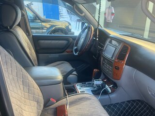 2003 Toyota Land Cruiser 100 Series Рестайлинг 1, чёрный, 3000000 рублей, вид 4
