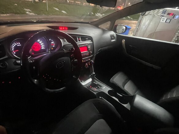 2014 Kia Ceed II, красный, 1190000 рублей - вид 10