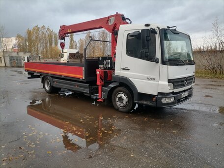 2010 Mercedes-Benz Atego, белый, 2650000 рублей, вид 3