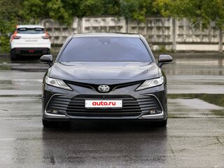 2021 Toyota Camry VIII (XV70), коричневый, 2650000 рублей, вид 3