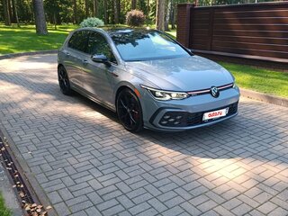 2023 Volkswagen Golf GTI VIII, серый, 2950000 рублей, вид 2