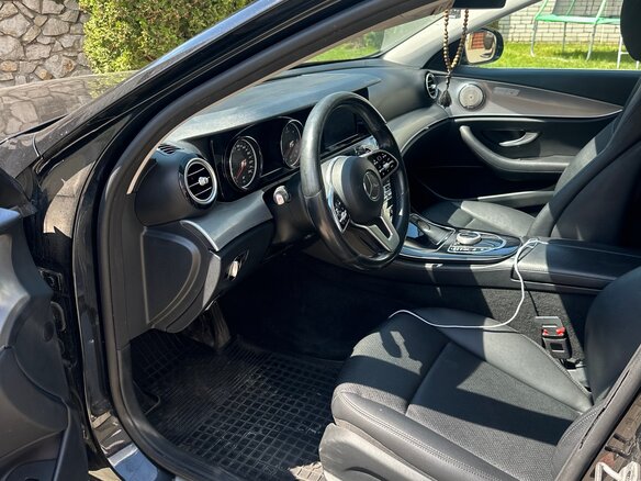 2020 Mercedes-Benz E-Класс 200 d V (W213, S213, C238), чёрный, 2100000 рублей - вид 5