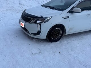 2013 Kia Rio III, белый, 700000 рублей, вид 1