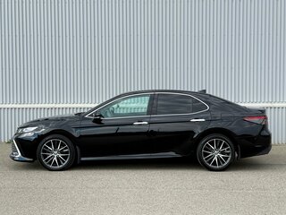 2021 Toyota Camry VIII (XV70) Рестайлинг, чёрный, 2960000 рублей, вид 2