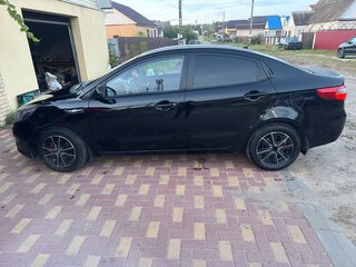 2011 Kia Rio III, чёрный, 780000 рублей, вид 2