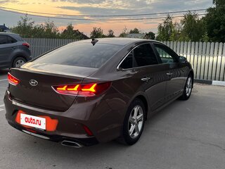 2019 Hyundai Sonata VII (LF) Рестайлинг, золотистый, 1600000 рублей, вид 5