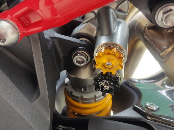 2012 Triumph Speed Triple, белый, 787000 рублей - вид 7