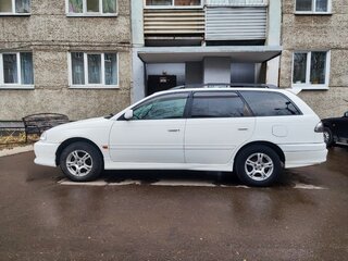 2001 Toyota Caldina II Рестайлинг, белый, 520000 рублей, вид 5