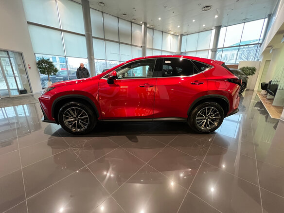 2025 Lexus NX 200 II, красный, 6460000 рублей - вид 7