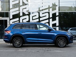 2021 Skoda Kodiaq I, синий, 2499000 рублей, вид 5