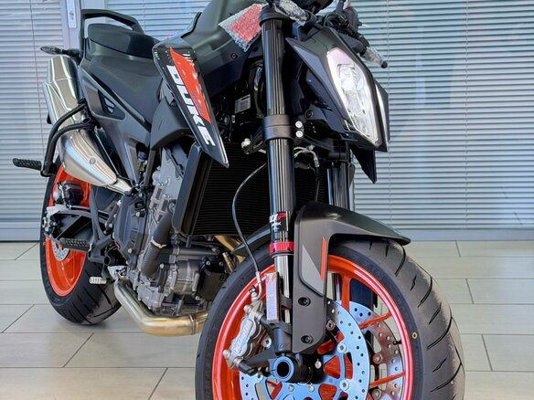 2026 KTM 790 Duke, чёрный, 1150000 рублей - вид 16