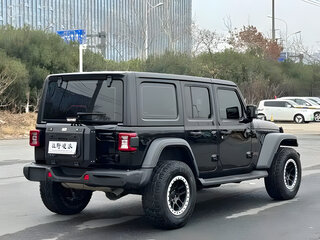 2022 Jeep Wrangler IV (JL), чёрный, 6839000 рублей, вид 4