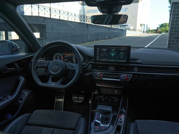 2020 Audi A4 35 TFSI V (B9) Рестайлинг, синий, 3440000 рублей - вид 19