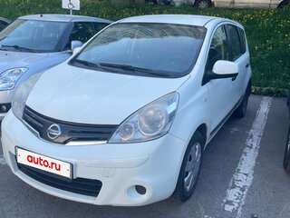 2013 Nissan Note I Рестайлинг, белый, 650000 рублей, вид 2