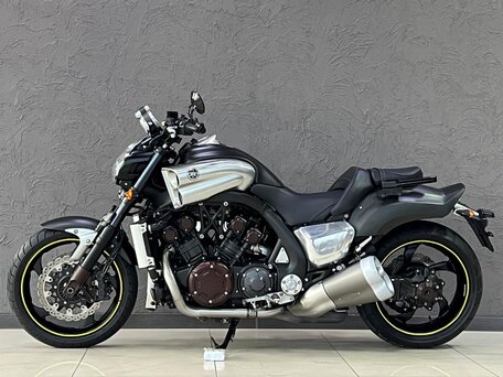 2012 Yamaha VMAX 1700, серебристый, 1420000 рублей, вид 2