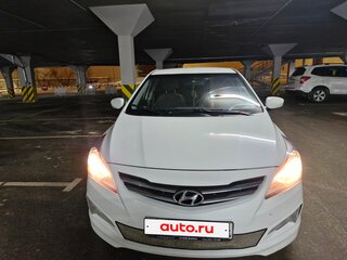 2016 Hyundai Solaris I Рестайлинг, белый, 700000 рублей, вид 2