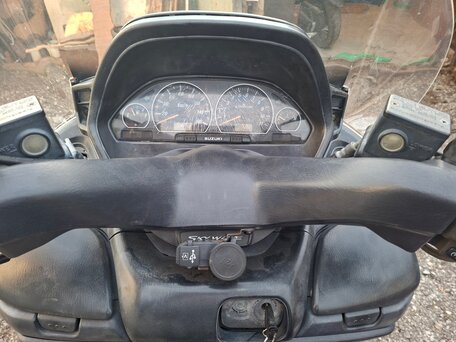 2003 Suzuki Burgman (SkyWave) 400, белый, 220000 рублей, вид 4