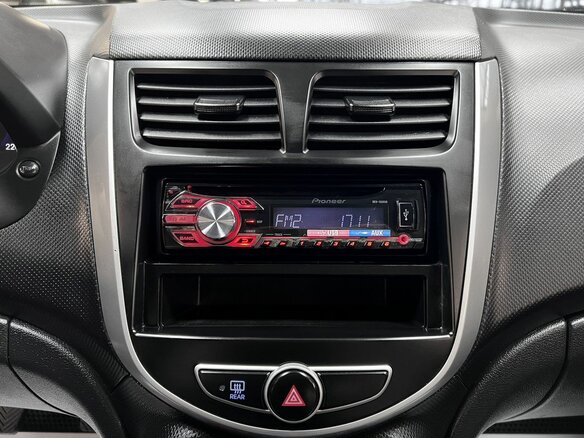 2013 Hyundai Solaris I, чёрный, 690000 рублей - вид 14