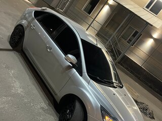 2011 Ford Focus II Рестайлинг, серебристый, 515000 рублей, вид 5