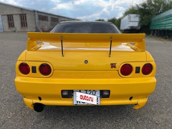 1993 Nissan Skyline VIII (R32), жёлтый - вид 18