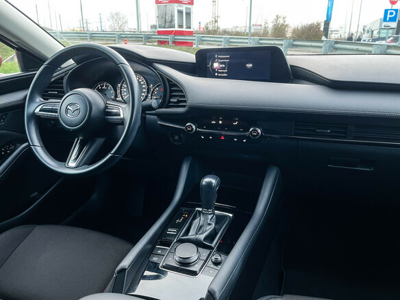 2019 Mazda 3 IV (BP), красный, 2047000 рублей - вид 8
