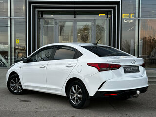 2021 Hyundai Solaris II Рестайлинг, белый, 1450000 рублей, вид 5