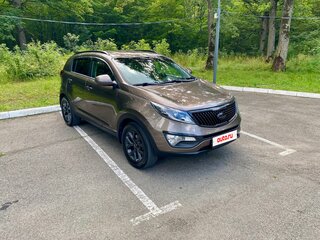 2014 Kia Sportage III Рестайлинг, коричневый, 1600000 рублей, вид 1