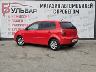 2004 Volkswagen Polo IV, красный, 399000 рублей, вид 4