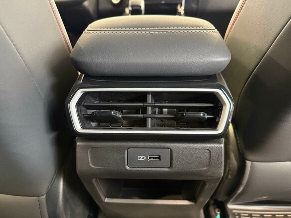 2026 Geely Cityray, белый, 3344990 рублей - вид 11