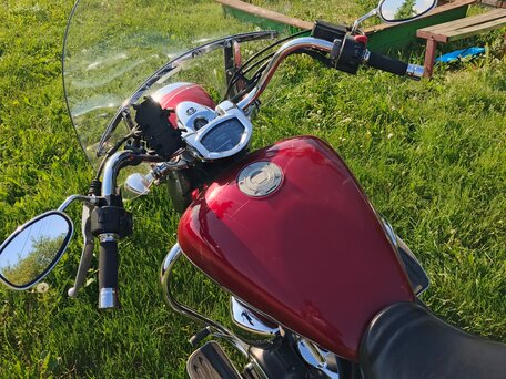 2009 Yamaha XVS1300, красный, 640000 рублей, вид 4