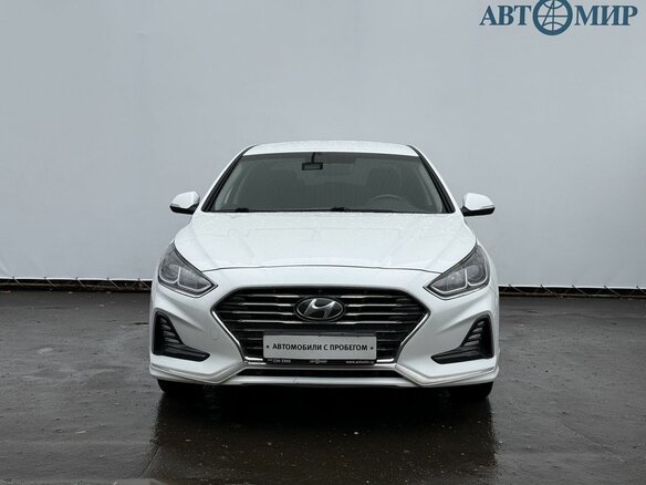 2019 Hyundai Sonata VII (LF) Рестайлинг, белый, 1615000 рублей - вид 1