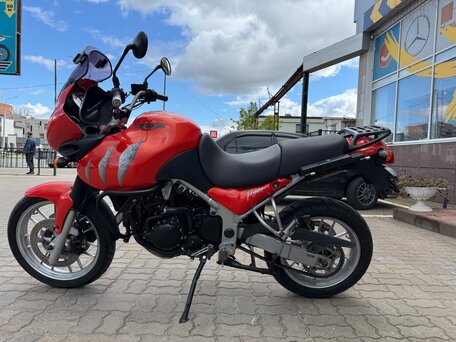 2005 Triumph Tiger 955i, красный, 355000 рублей, вид 3