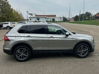2017 Volkswagen Tiguan II, серебристый, 3100000 рублей, вид 5
