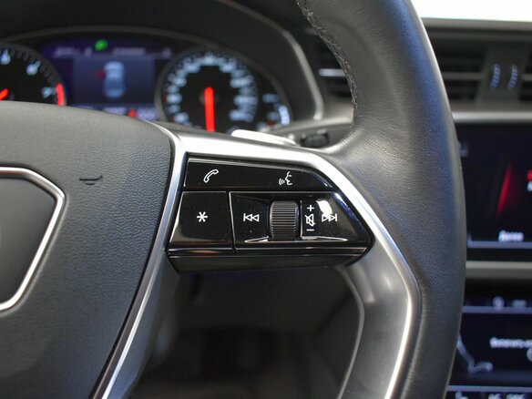 2021 Audi A6 45 TFSI V (C8), чёрный, 4649000 рублей - вид 11