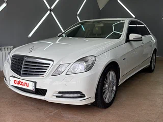 2011 Mercedes-Benz E-Класс 350 IV (W212, S212, C207), белый, 1850000 рублей, вид 1